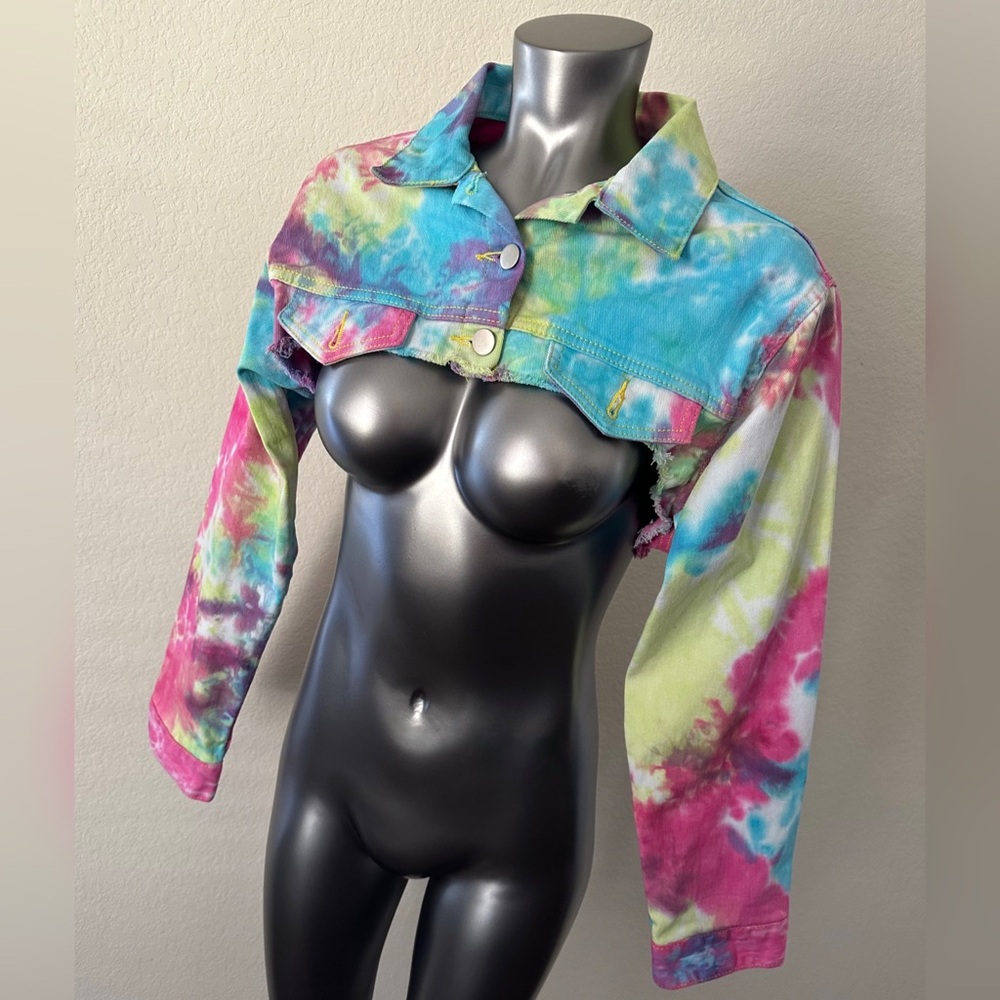 Hot & Delicious Crop Jacket